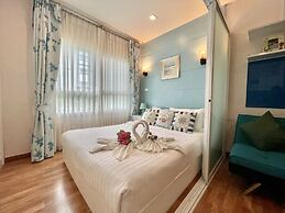The Trust Huahin Condo Pool View by Dome