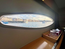 Floatinn
