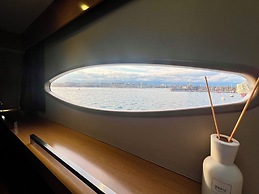 Floatinn