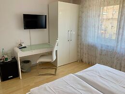 Hotel Marias Inn Bed & Breakfast