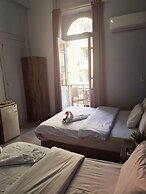 The Australian Hostel