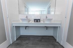 Seaside All Suites Hotel