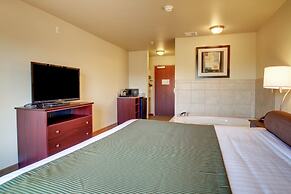 Cobblestone Hotel & Suites - Charlestown