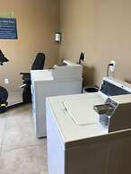 Cobblestone Hotel & Suites - Charlestown