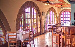 Casa Bahia Hotel
