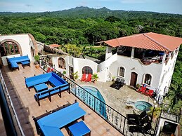 Casa Bahia Hotel