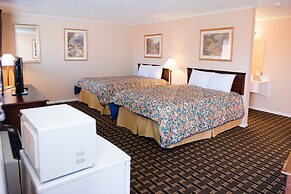 Grand View Plaza Inn & Suites