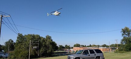 Grand View Plaza Inn & Suites