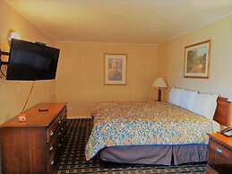 Grand View Plaza Inn & Suites