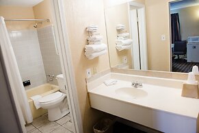 Grand View Plaza Inn & Suites