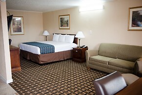 Grand View Plaza Inn & Suites