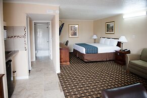 Grand View Plaza Inn & Suites