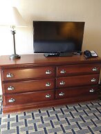 Grand View Plaza Inn & Suites