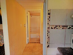 Grand View Plaza Inn & Suites