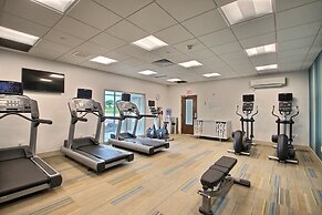Holiday Inn Express & Suites Fond Du Lac by IHG