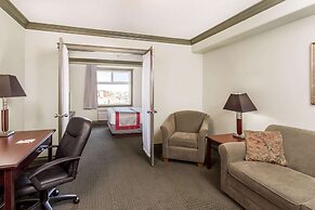 Ramada by Wyndham Hinton