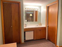Viking Shores Motor Inn