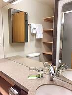 University of Calgary - Seasonal Residence