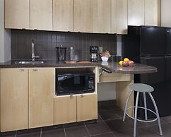 University of Calgary - Seasonal Residence