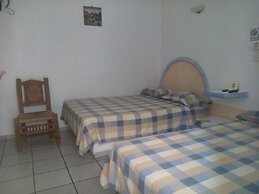 Hotel Sarabi Barra de Navidad