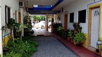 Hotel Sarabi Barra de Navidad