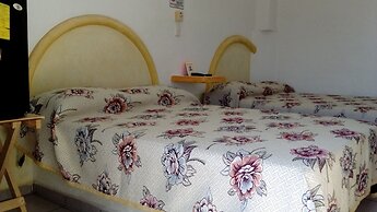 Hotel Sarabi Barra de Navidad