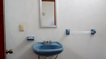 Hotel Sarabi Barra de Navidad