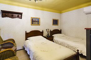 Cingjing Hanging Garden