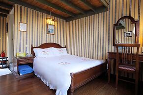 Cingjing Hanging Garden