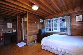 Cingjing Hanging Garden