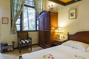 Cingjing Hanging Garden