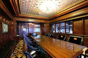 The Old England Manor