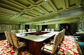 The Old England Manor