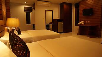 Lanta Intanin Resort