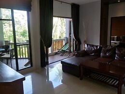 Lanta Intanin Resort