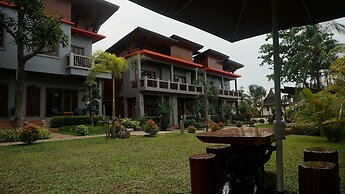 Lanta Intanin Resort