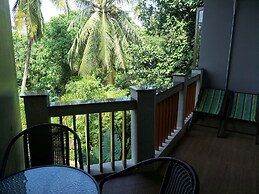 Lanta Intanin Resort