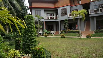 Lanta Intanin Resort