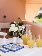 La Malandrina Apartments & Suites