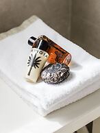 La Malandrina Apartments & Suites