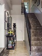 La Malandrina Apartments & Suites