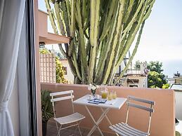 La Malandrina Apartments & Suites