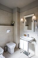 La Malandrina Apartments & Suites