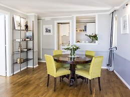 La Malandrina Apartments & Suites