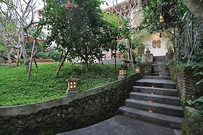 Tebesaya Cottage by Pramana Villas