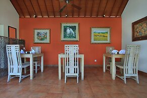 Tebesaya Cottage by Pramana Villas