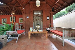 Tebesaya Cottage by Pramana Villas