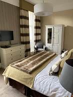 No.12 Hotel & Bistro