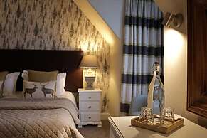 No.12 Hotel & Bistro