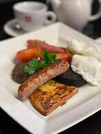 No.12 Hotel & Bistro